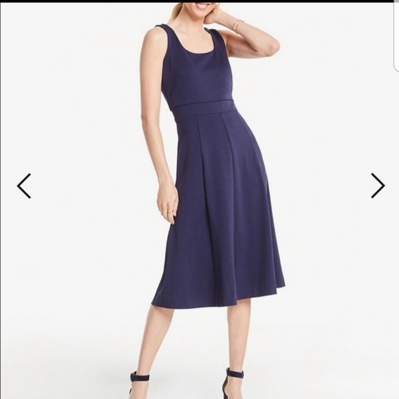 Ann Taylor Dresses & Skirts - Ann Taylor Midi Dress size 4